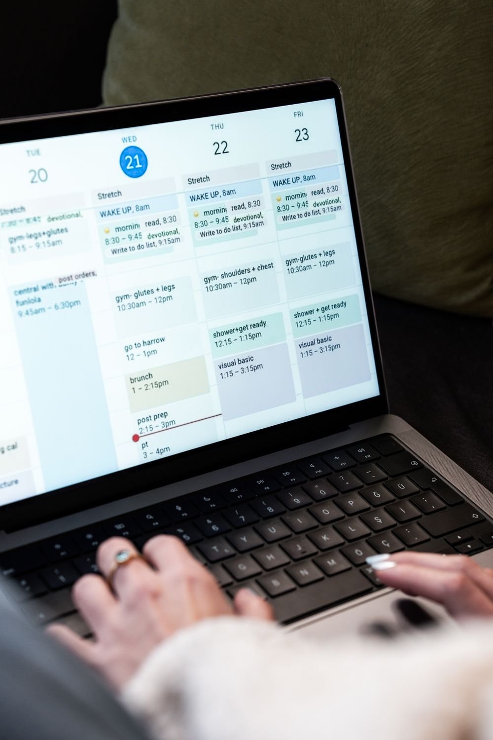 Digital booking calendar displayed on a laptop